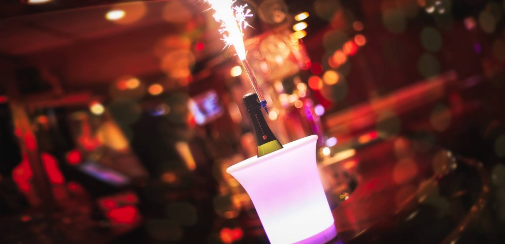 le bar pub la grolle vous propose une grand choix de bières et des alcools de grandes marques arvimedia france